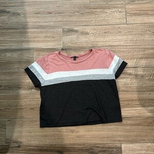 Stretchy Cropped T-Shirt